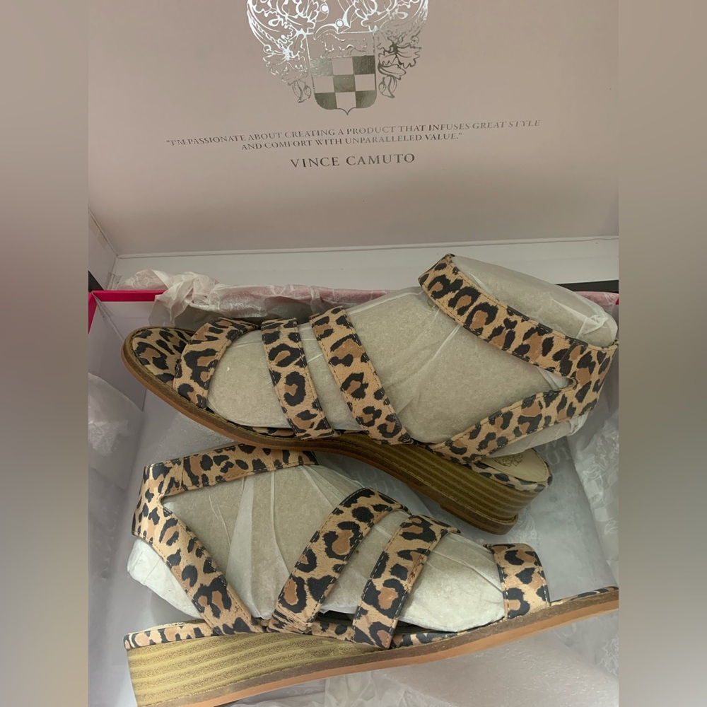 New in box Vince Camuto leopard print sandals